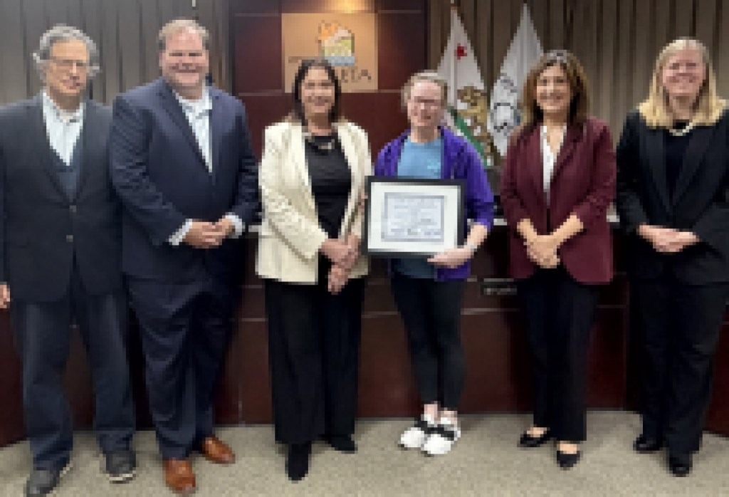 Fitness with Rachel recibe el Premio de Reconocimiento Empresarial