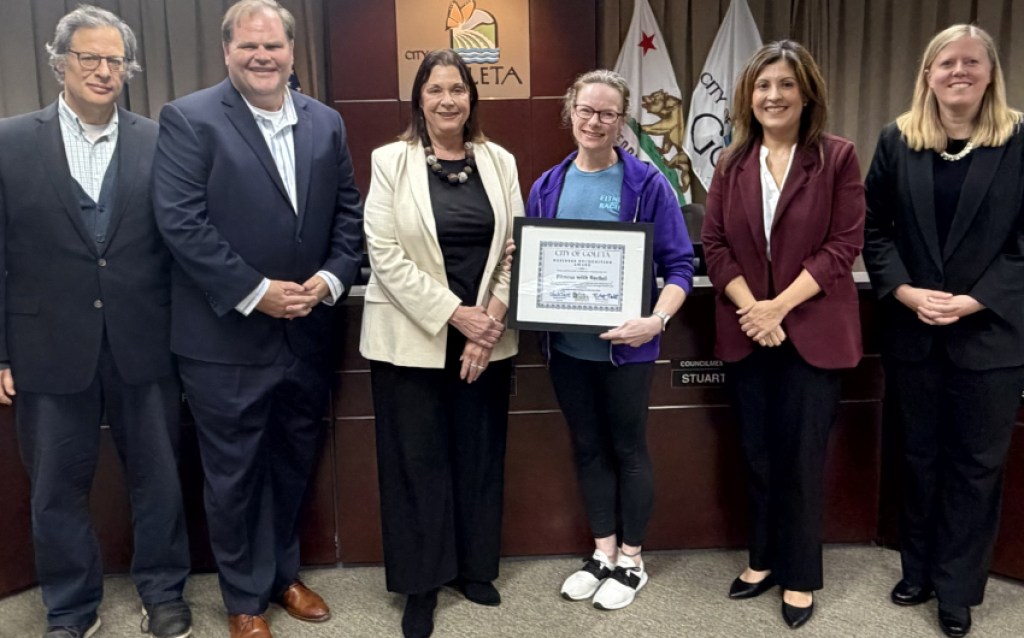 Fitness with Rachel recibe el Premio de Reconocimiento Empresarial