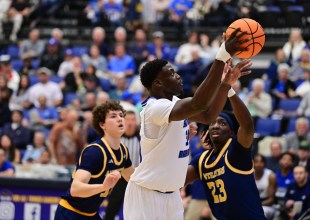 Gauchos Rally Past Anteaters, Tighten Big West Standings