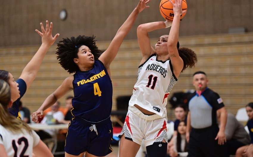 Vaqueros Bounced by Fullerton 70-63 After Comeback Falls Short in Playoff Opener