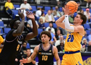 UC Santa Barbara Men’s Basketball Holds Off UC Riverside to Secure 70-59 Victory