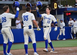 Jackson Flora Shines as UC Santa Barbara tops Utah 7-2 in Series Opener