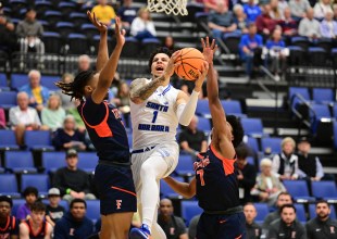 Gauchos Defeat Cal State Fullerton 83-69 For Sixth Consecutive Victory