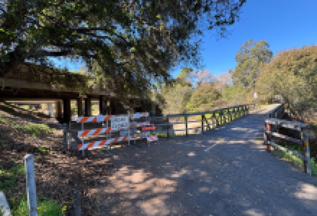 Maria Ygnacio Bike Path Closed at U.S. Highway 101