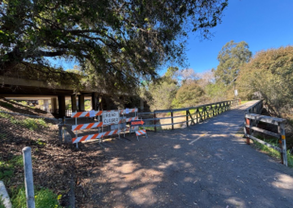 Maria Ygnacio Bike Path Closed at U.S. Highway 101