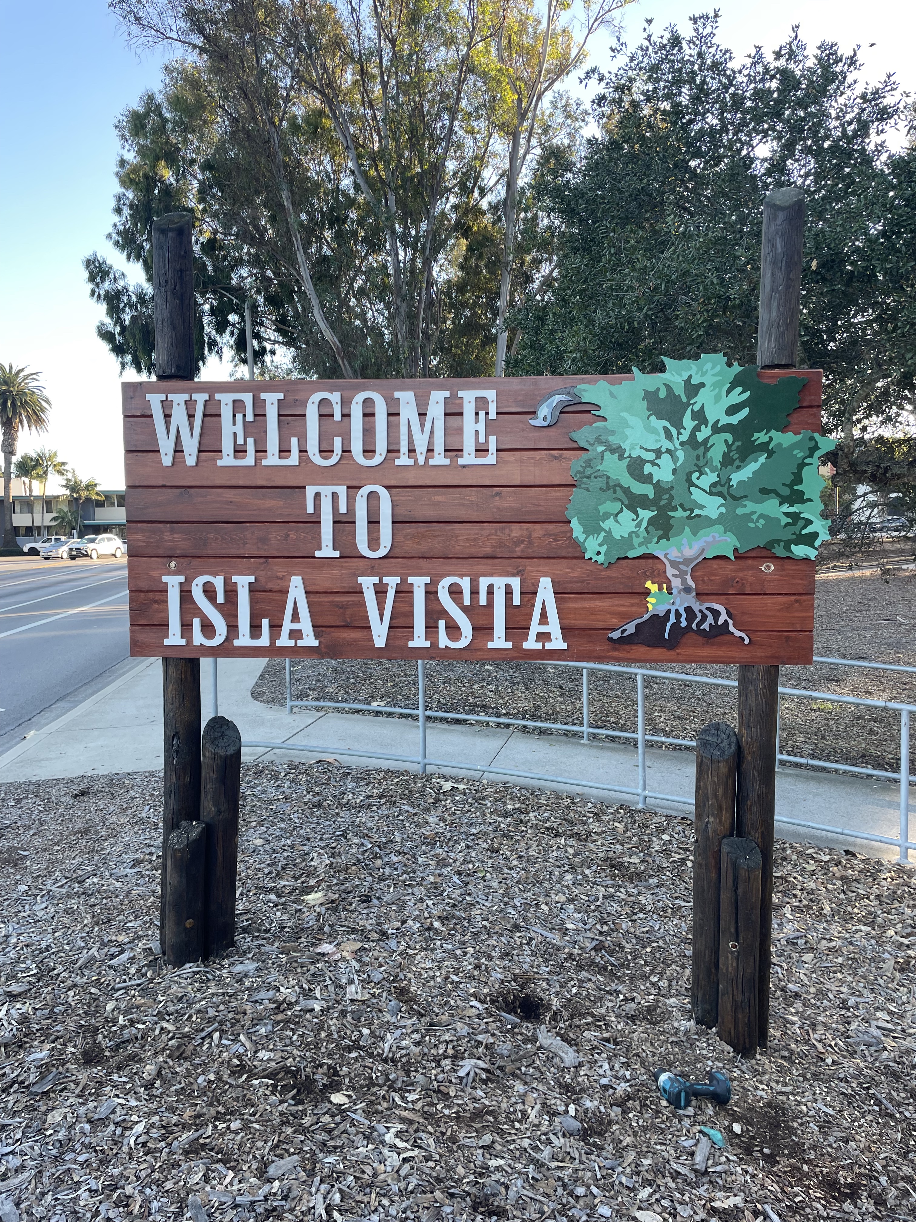 Isla Sign After Decades, Isla Vista Gets a New Welcome Sign - The Santa Barbara ...