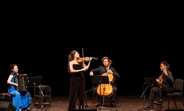 In the Chamber Café, Delectably