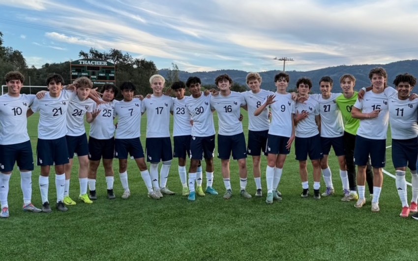 Laguna Blanca Boys’ Soccer Wins Frontier League Title