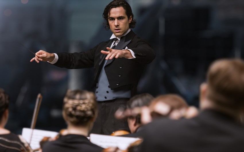 Romanian Orchestral Maneuvers and Artisanal Craftsmanship