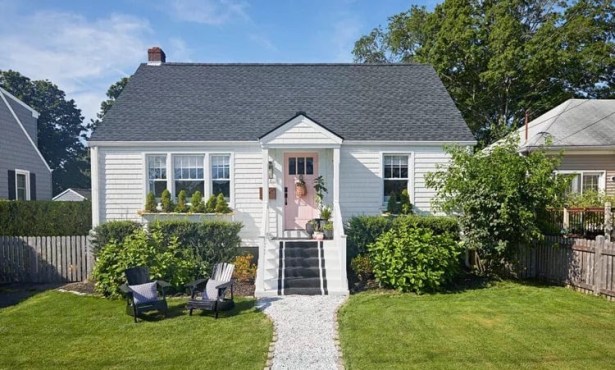 The Home Page | Don’t Judge a House by Its Pink Door