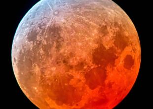 Blood Moon Rising: Total Lunar Eclipse Visible in Santa Barbara 