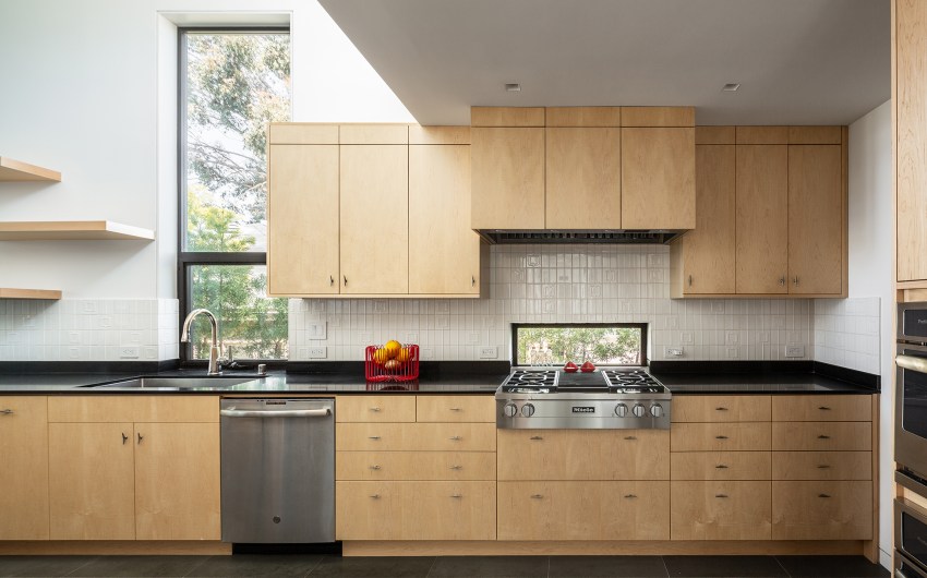 Buildings That Listen