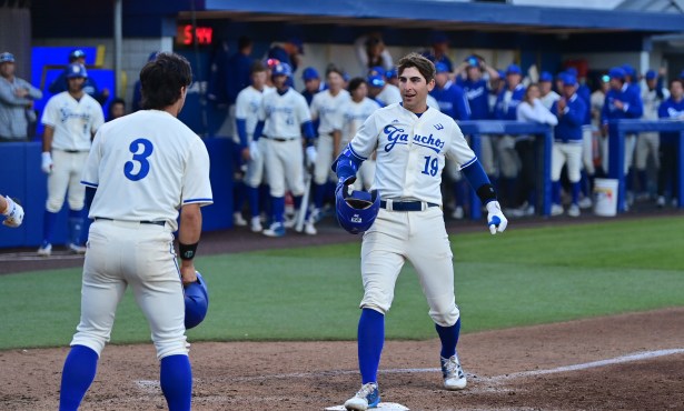 UC Santa Barbara Baseball Defeats Long Beach State 4-3 in Big West Opener