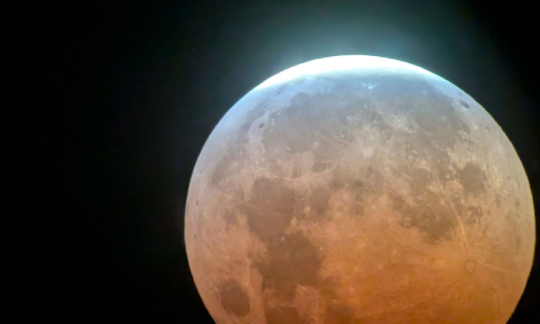 Telescope Aims for Blood Worm Moon