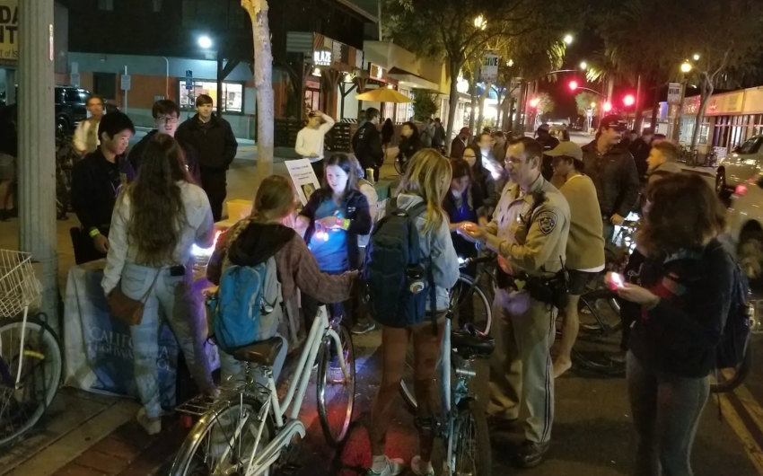 California Highway Patrol to Distribute Free Bike Lights in Isla Vista