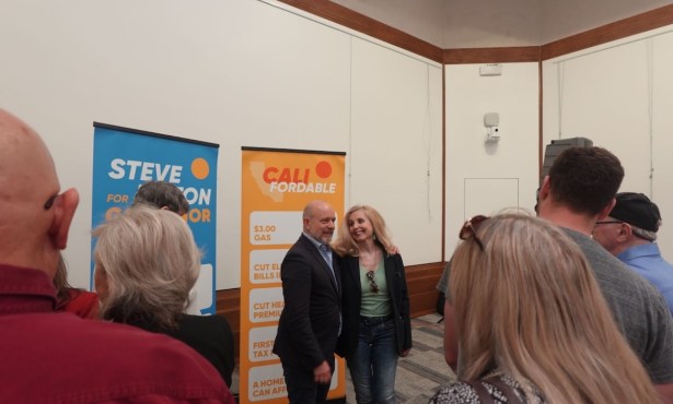 Republican Steve Hilton Campaigns for Governor in Santa Barbara, Promotes ‘Califordable’ Agenda