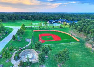 The Home Page | Home Runs, Heirlooms, and Happy Homes