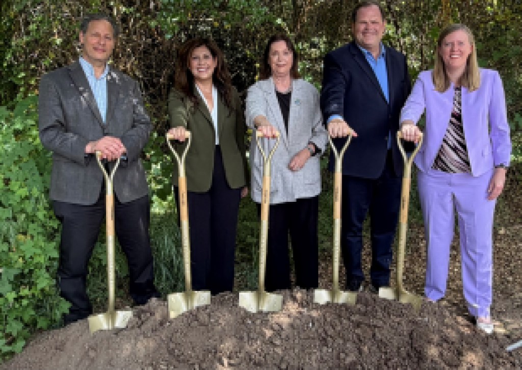 Ciudad de Goleta celebra la inauguración de la construcción del sendero del Arroyo San José