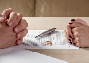 After Divorce: Sell or Not to Sell?