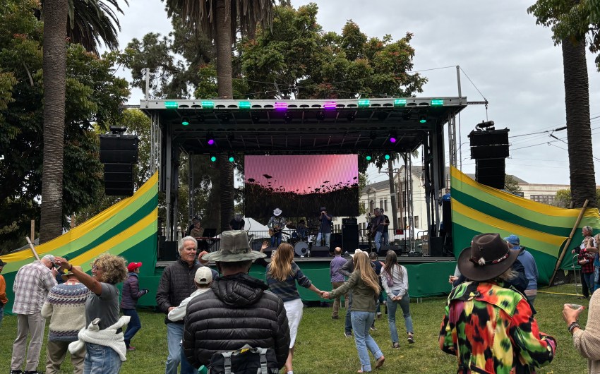 Sunny Attendees Celebrate Earth Day in Santa Barbara