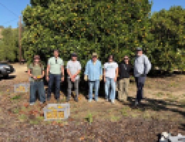 Community Collaboration Brings Fresh Citrus to Local Families in Need