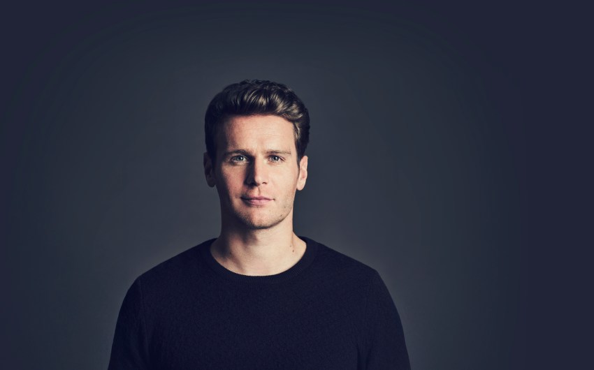 Jonathan Groff and Jane Lynch Lend Their Talents at UCSB Arts & Lectures Benefit