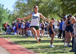 Elina Stump Shines at Channel League Track and Field Finals