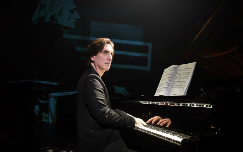 Review | ‘The Piano and Me’ 
