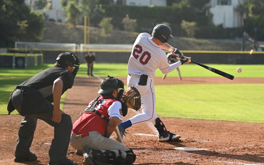 Santa Barbara Foresters Roll Past Santa Maria Indians 14-0