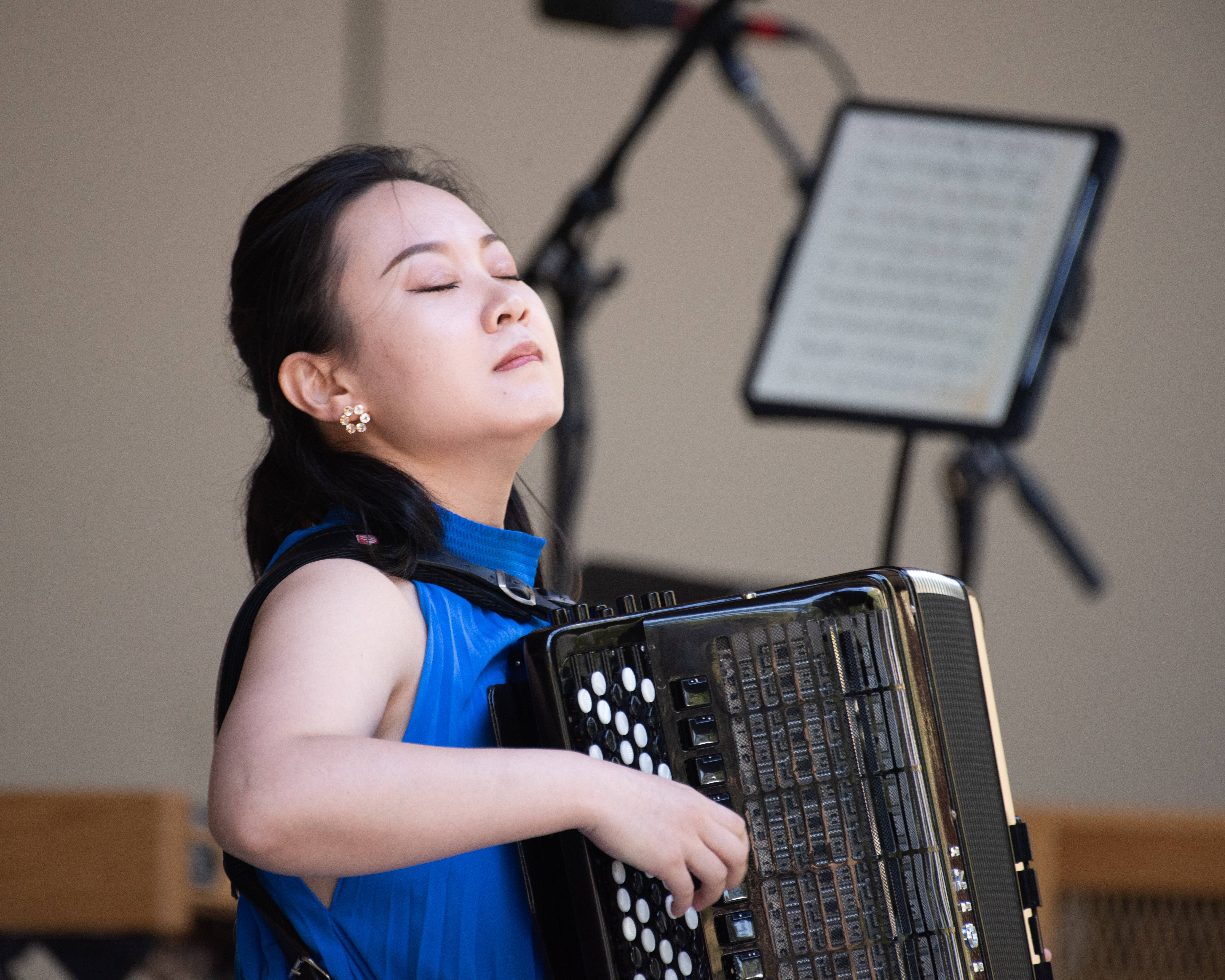 Review | Salonen Scores Big with Ojai @ 80 - The Santa Barbara