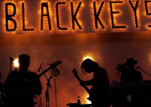 Review | All Is Just Peachy with The Black Keys at Santa Barbara Bowl