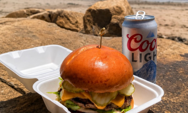 The Ellwood Opens Woody’s Pierside Bar & Grill