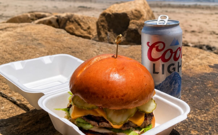 The Ellwood Opens Woody’s Pierside Bar & Grill