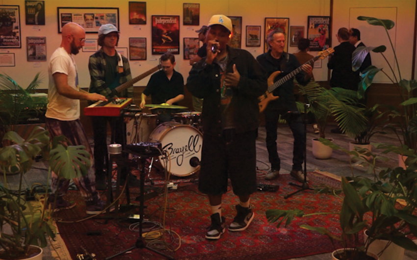 Brayell feat. The DreamHoppers: Breaking Tunes