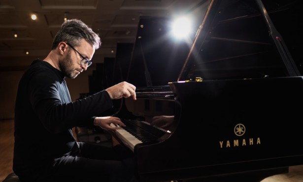 Grand, Adventure-seeking Pianist Takes the Spotlight