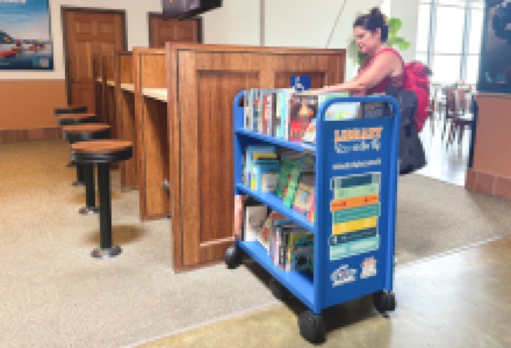 “Bibliovuelo” se inaugura en el Aeropuerto de Santa Bárbara