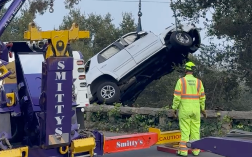 Rollover Crash into Ravine off Santa Barbara’s Alameda Padre Serra Leaves Driver Uninjured