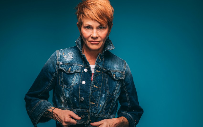 Singer, Songwriter, Storyteller Shawn Colvin Comes to the Santa Barbara Lobero