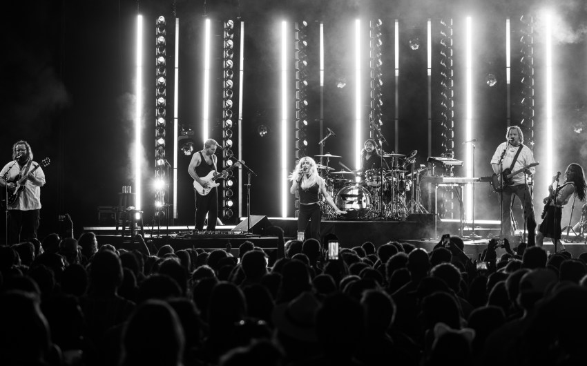 Review | Rainbow Kitten Surprise Delivers a Dynamic Santa Barbara Bowl Performance