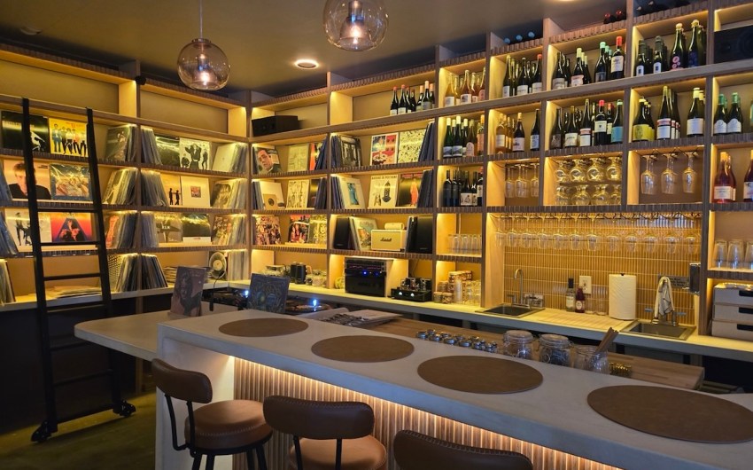 New Venue for Sippin’ and Spinnin’