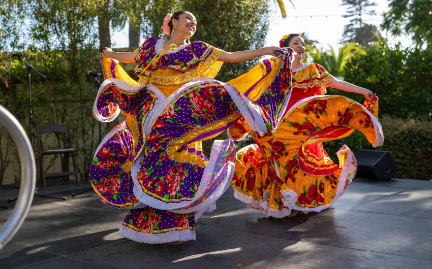 Fiesta Week Kicks Off With La Recepcion del Presidente