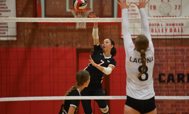 Bishop Diego Edges Laguna Blanca in Five Sets