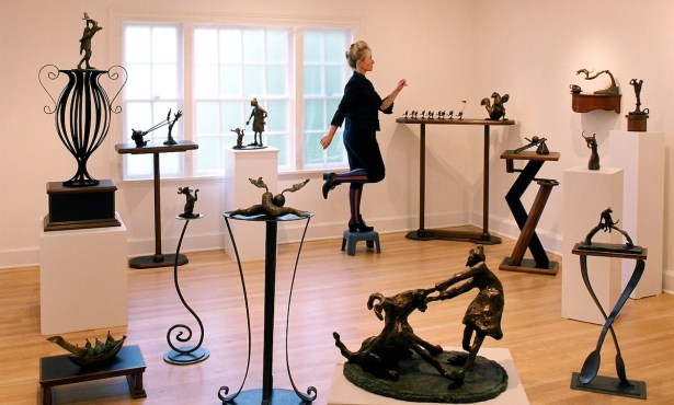 How Susan Read Cronin Turns Bronze into Playful Works of Art