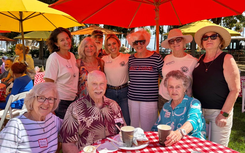 Friendship Center Hosts Family Reunion on Its 50th Anniversary