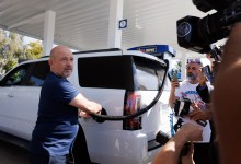 Goleta Gas Station Sells Drivers $3 Gas, Gubernatorial Candidate Steve Hilton Paid the Rest