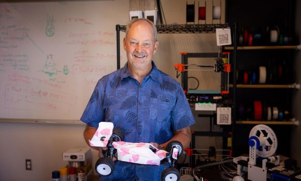 Talk Explores Fun, Practical Uses of AI, Robotics