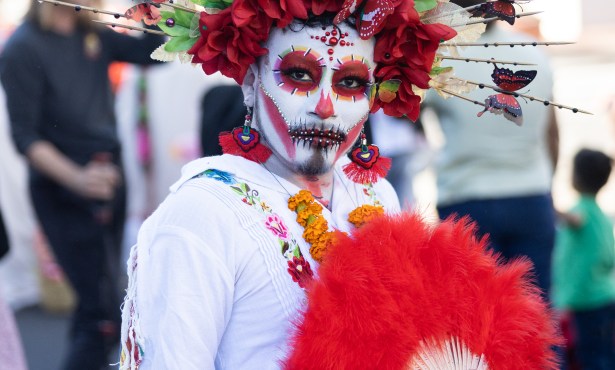 Taking Día de los Muertos Calenda Culture to the Street, Again