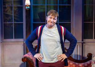 ‘Buyer and Cellar’ Review
