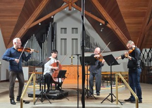 Review | Bold New Sounds Outta Brooklyn, via Los Olivos