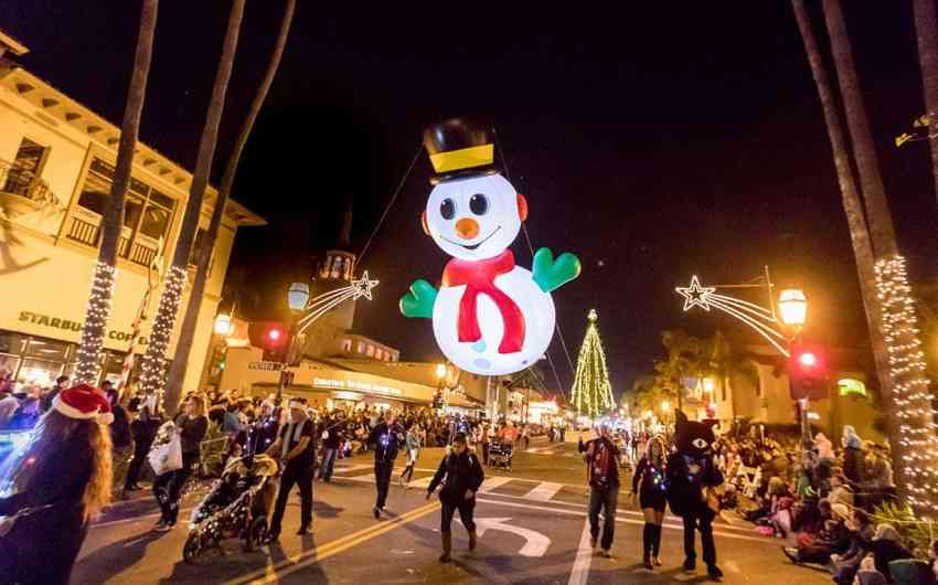 Santa Barbara Holiday Parade Returns to State Street for First Time Since 2019